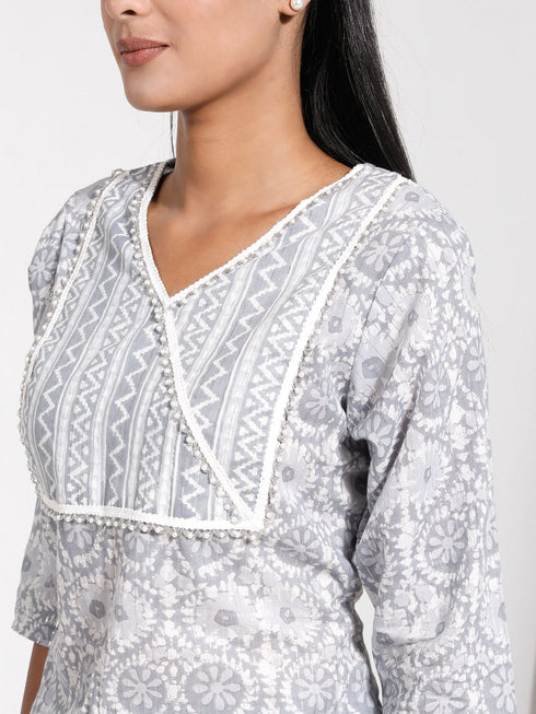 Vastramay Women's Grey Printed Cotton Kurta Pant Set