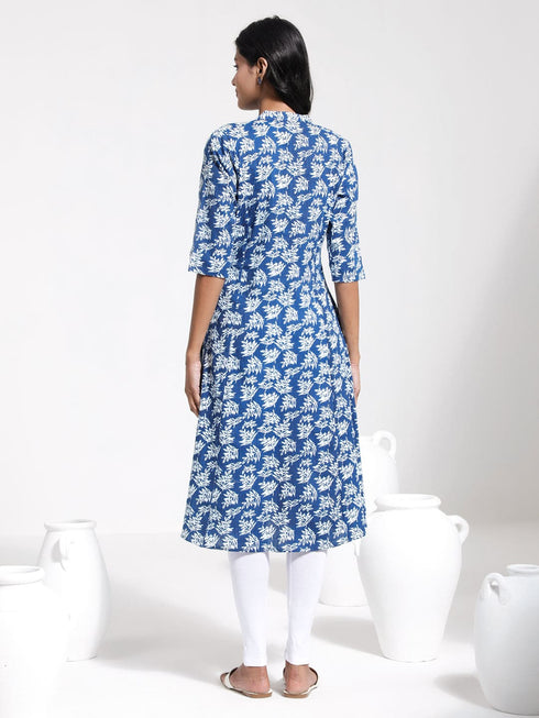 Vastramay Women's Blue Panelled Style Flare Kurta With Leggings