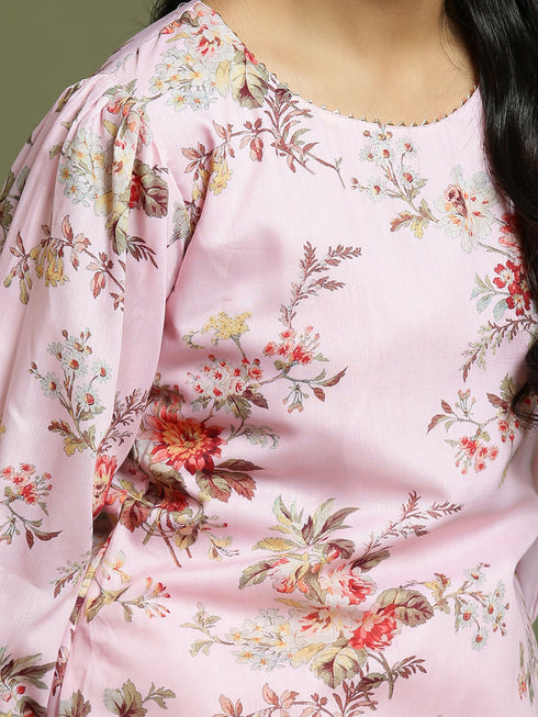 Yuva VASTRAMAY Girls Pink Floral Printed Kurta With Cream Pant Set