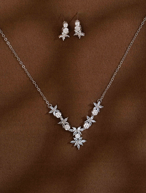 Zeraki Jewels Velora Silver Necklace Set