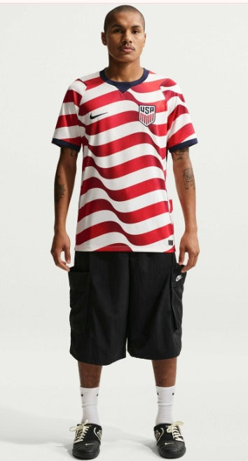 Nike Men Striped Dri-FIT Pockets T-Shirt