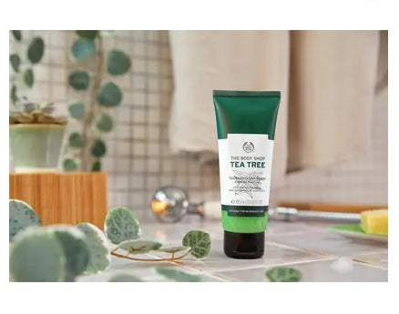 The Body Shop Tea Tree SqueakyClean Scrub