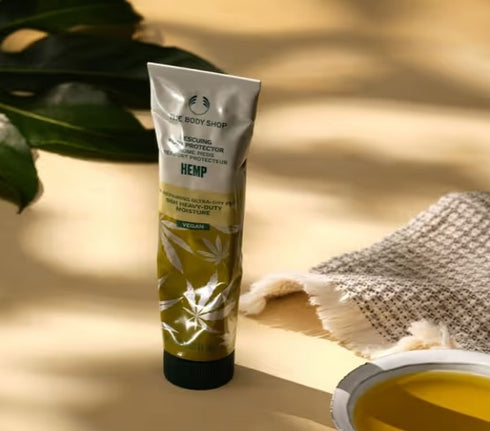 The Body Shop Hemp Rescuing Foot Protector