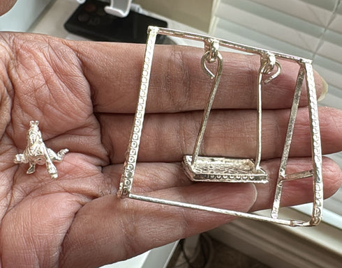 Pure Silver Jhula Set With Krishna Idol 12g
