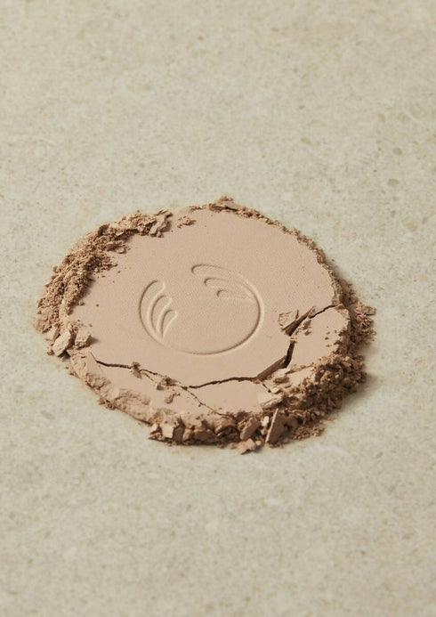 The Body Shop Tea Tree Face Base Medium 1N