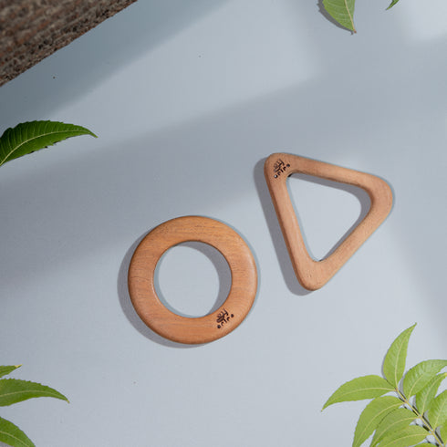 Ariro Toys Wooden Teethers - Circle and Triangle