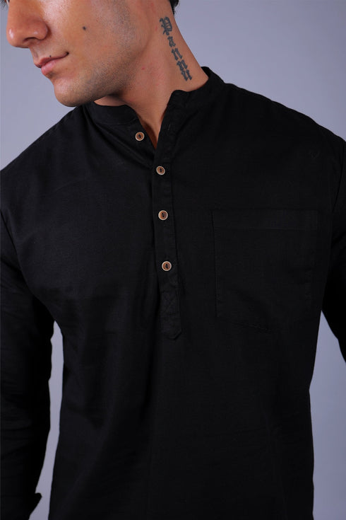 Veshbhoshaa Bluebird Men'S Short Kurta In Black - 100% Pure Cotton