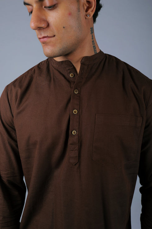Veshbhoshaa Bluebird Men'S Short Kurta In Brown - 100% Pure Cotton