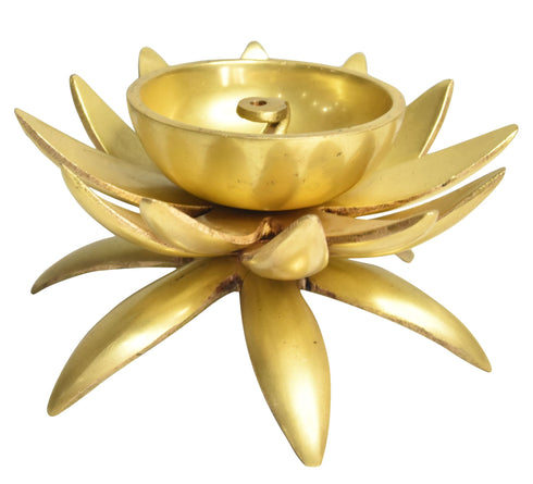 Brass Table Kamal Deepak Oil Lamp 1.1Kg