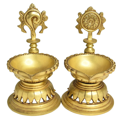 Brass Shankh Chakra Deepak Oil Lamp 1.8Kg
