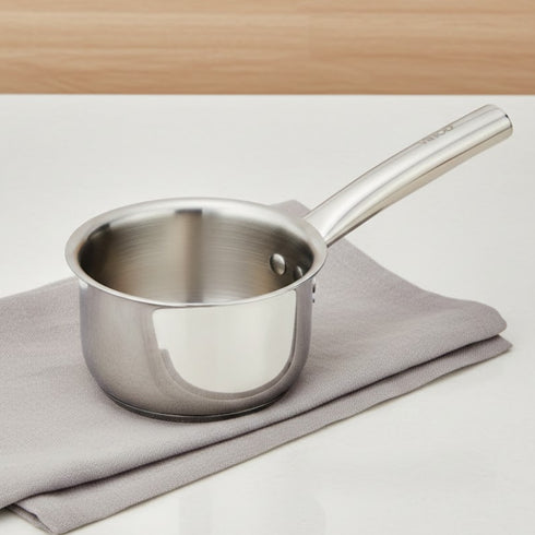 Vinod Claro Heavy Gauge Stainless Steel Sauce Pan Plain 1.5 mm Capacity 900 ml