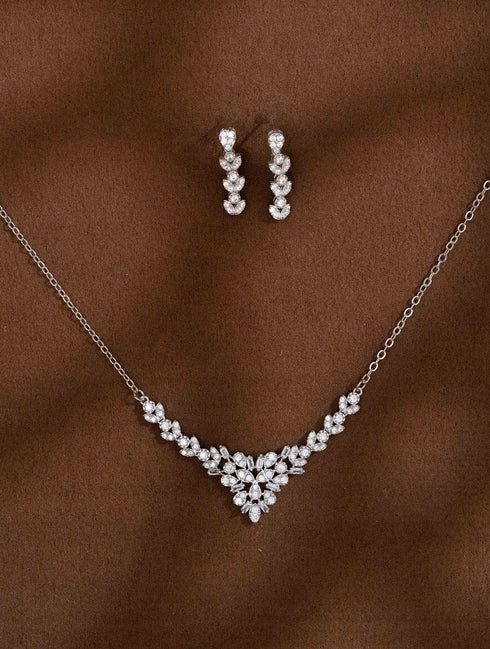 Zeraki Jewels Ishani Silver Necklace Set