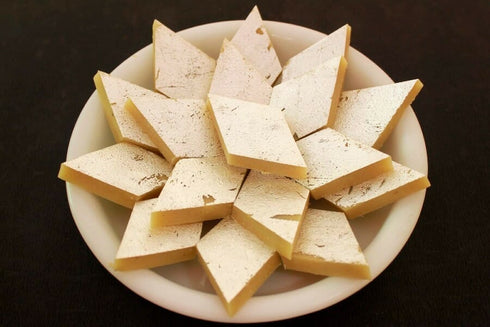 Mithos Kaju Katli