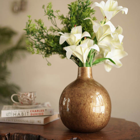Behoma Vase – Antique Gold