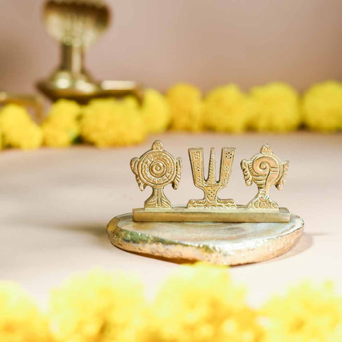 Samskara Home Shankh Chakra Tilak Brass Idol