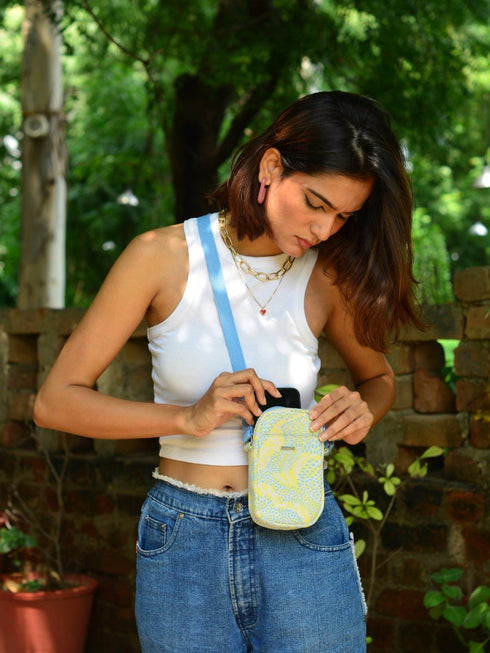 Ecoright Into the Wild Phone Bag