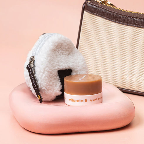 The Face Shop Vitamin E Rice Lip Scrub 14g With Free Sushi Pouch