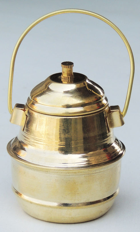 Brass Children Playing Oil Cane 0.04Kg