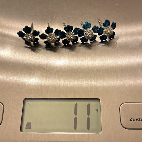 Pure Silver Blue Color Flowers Pack of 5 Pcs Total 11g