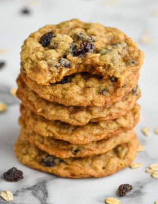 Karachi Bakery Oats And Raisins Cookies 250g