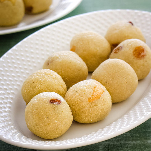 Sri Krishna Swagruha Rava Laddu