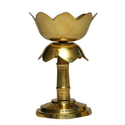Lotus Oil lamp Stand(Single Piece)/Kalavpuvvu shape deepam stand(Single Piece)