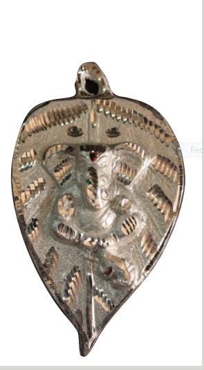 White Metal Leaf Ganesh Hanging Idol