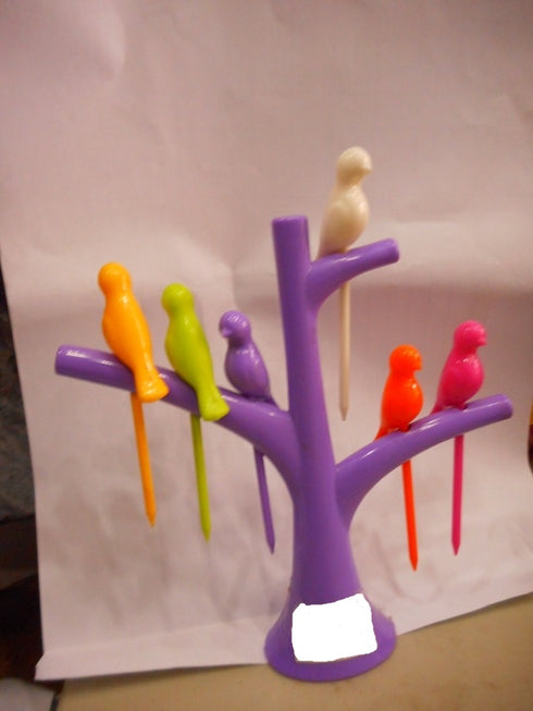 Plastic Birds On A Tree - 400gms