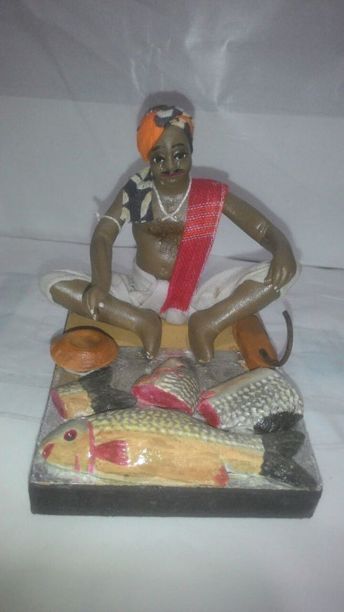 Clay Fish Vendor Show Piece