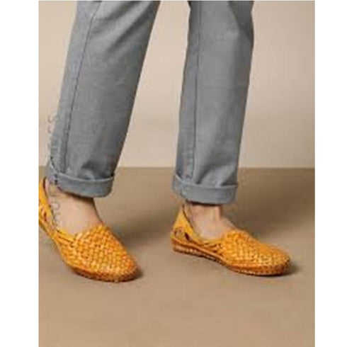 Cream Color Kolhapuri Chappal