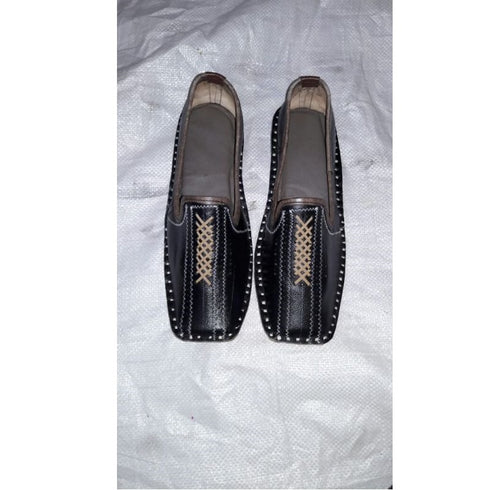 Black Color Design Shoes