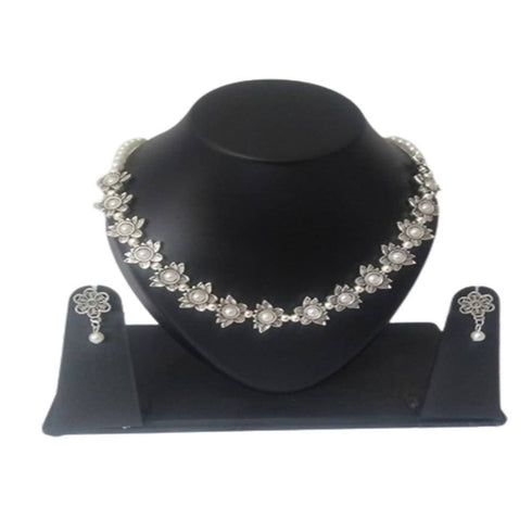 Kundan HandiKrafts Silver Designer Handmade Necklace