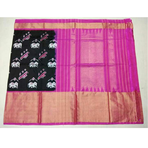 Pochampally Ikkat Silk Black Color Saree With Pink Color Border T1