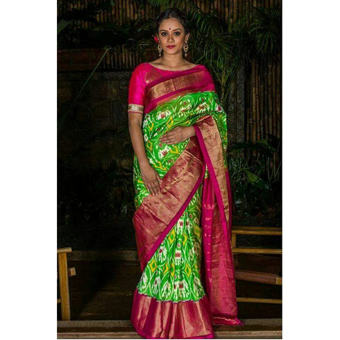 Pochampally Ikkat Silk Parrot Green Color Saree With Blue Color Border T1