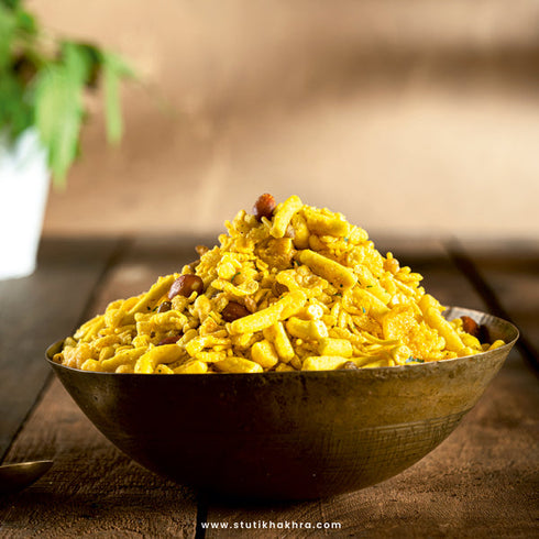 Stuti Khakhra Bombay Mix Chivda