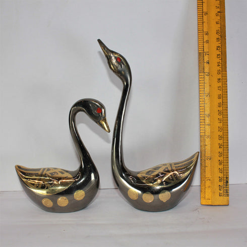 Brass Showpiece Duck Pair Statue 641g