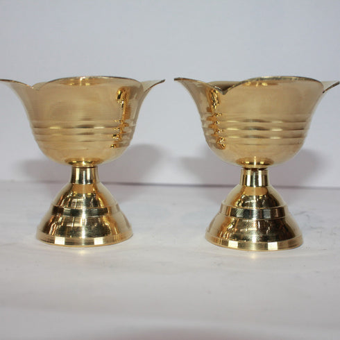 Brass Flower Design Pair Diya 112g
