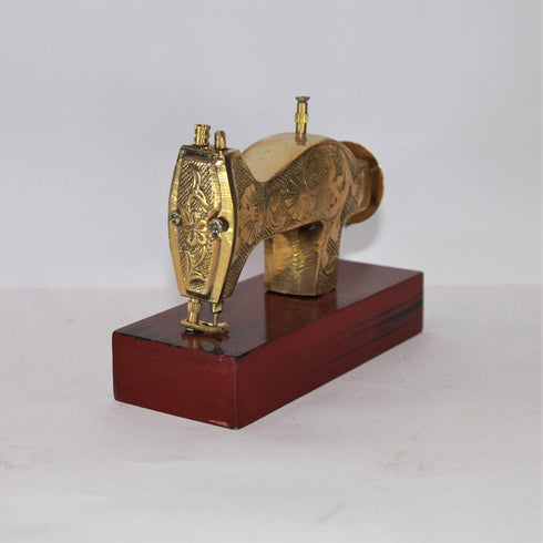 Brass Toy Sewing Machine Showpiece 350g