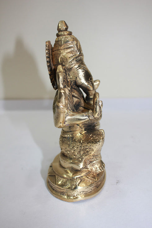 Brass Ganesh Ji Statue 1010g