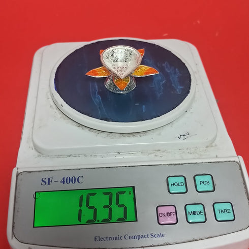 Pure Silver Star Leaf Pattern Fancy Diya 15.35g