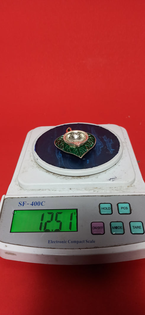 Pure Silver Fancy Diya Peepal Leaf Pattern 12.51g