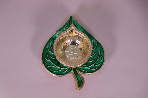 Pure Silver Fancy Diya Peepal Leaf Pattern 12.51g