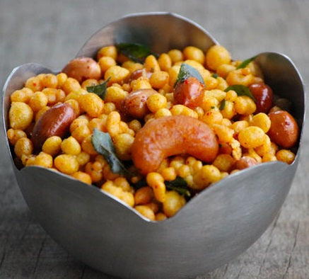 Godavari Vantillu Karapu Boondi