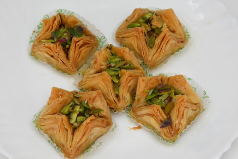 Olive Mithai Shop Pista Piramid Bakalwa