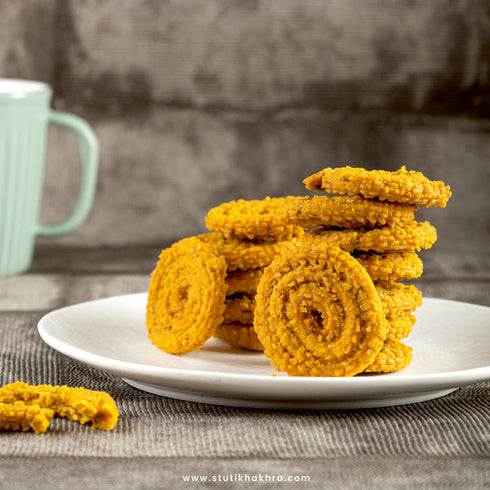 Stuti Khakhra Special Chakri