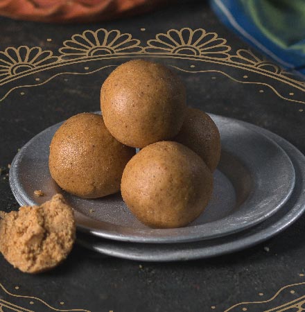 Palharam Sunni Undalu Jaggery