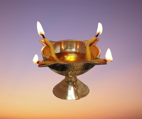 Brass Table Oil Lamp Deepak 4 Wicks 0.06Kg