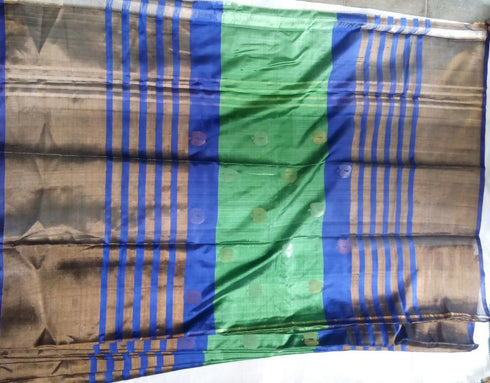 Green Violet Saree With Center Butta Lines