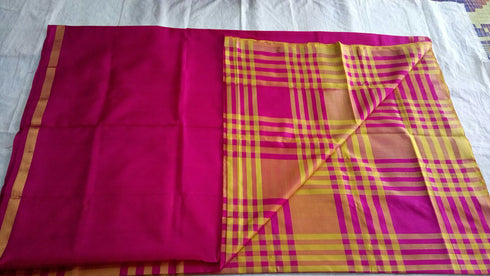 Soundarya Pink Mustered Checks Saree