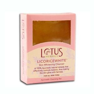 Lotus Herbals Licorice White Skin Whitening Cleanser